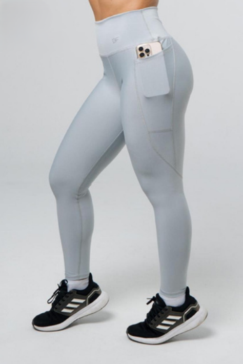 LEGGINS CON BOLSILLO PAGUE 2 LLEVE 3